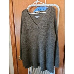 Natural Reflections women's knit olive sweater
